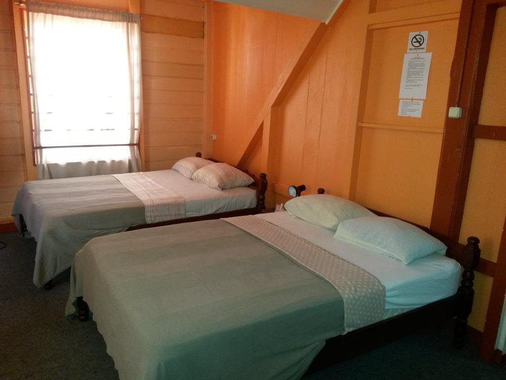 Guesthouse AlbergoAlberga Paramaribo Zimmer foto